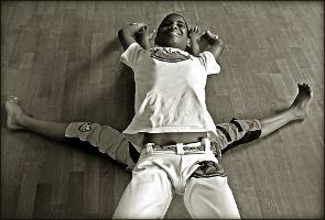 Stretching maintains capoeira fitness